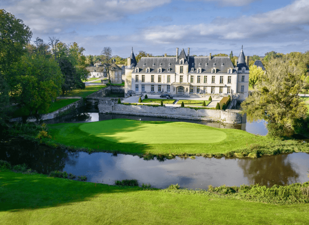 Château d’Augerville: Luxus-Fairways & Weinberge Frankreichs | 4 Nächte | 2 Golfrunden | Private Weinführung